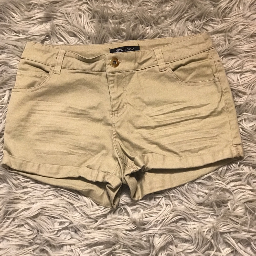 Size small brown cargo shorts